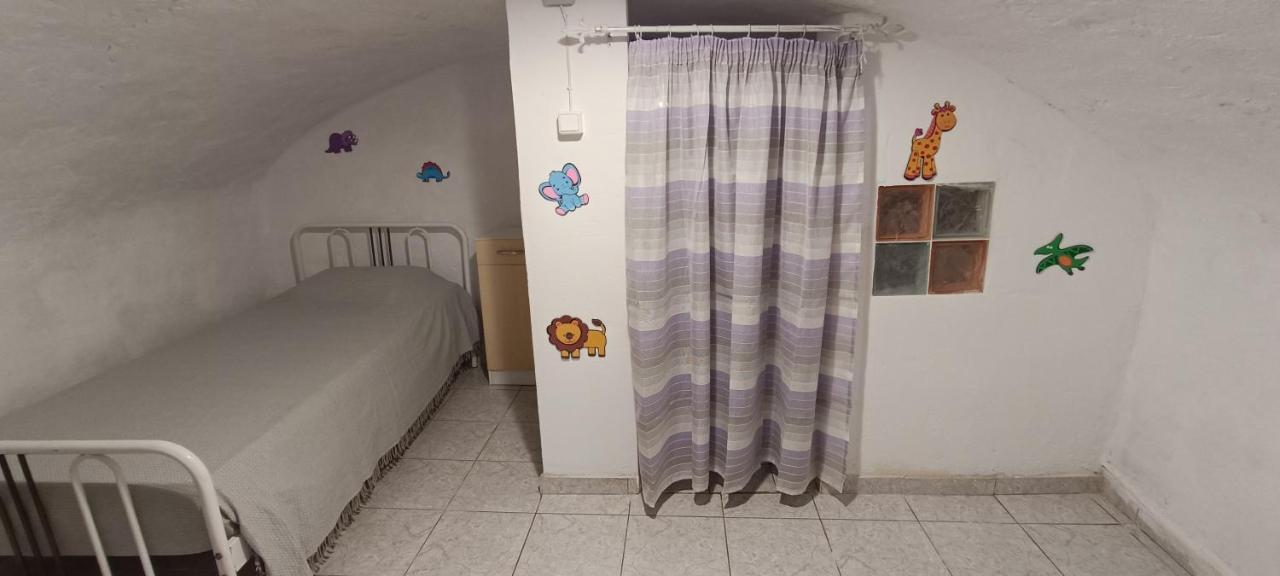 Comfortable And Spacious Stone Traditional Apartment Chania  Exteriör bild